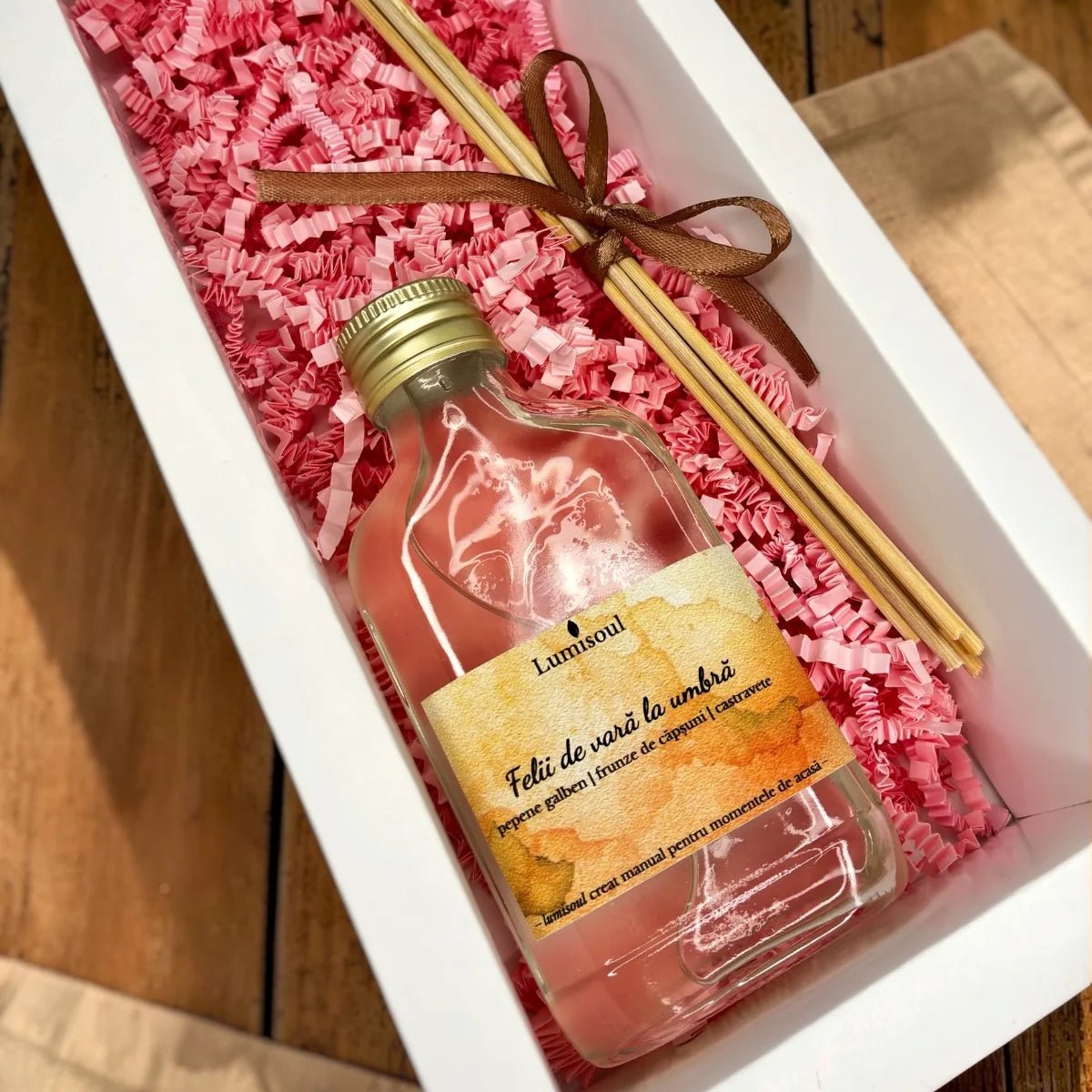 "Felii de Vară la Umbră" – Parfum de Cameră cu Bețișoare | 100ml - Lumisoul